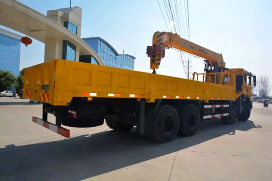 東風新款前四后八隨車吊