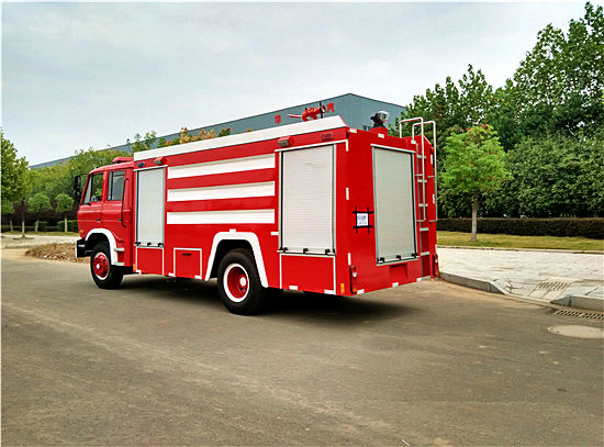 6噸東風153 水罐消防車