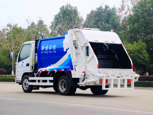 凱馬國六4方藍牌壓縮式垃圾車