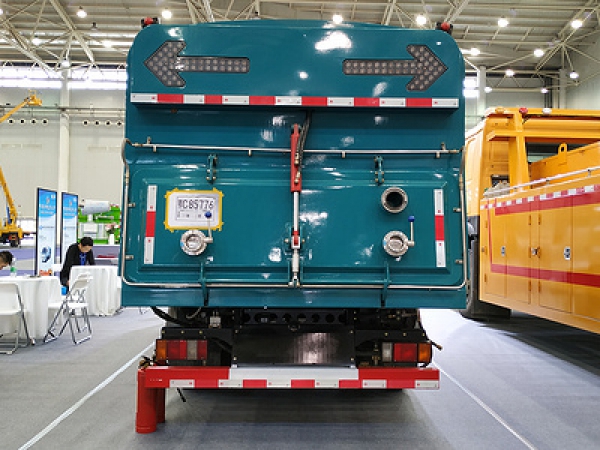 五十鈴國六8方吸塵車